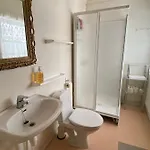 Apartman House *